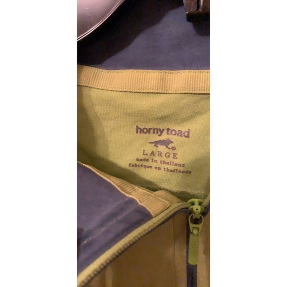 Women's large Horny Toad pullover - Picture 2 of 2